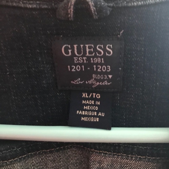 NWOT: Guess Jean Jacket Denim Blue - Picture 3 of 3